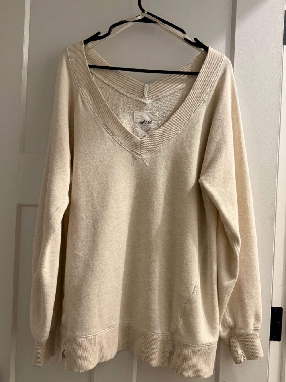 aerie Neutral Cream V-Neck Pullover
